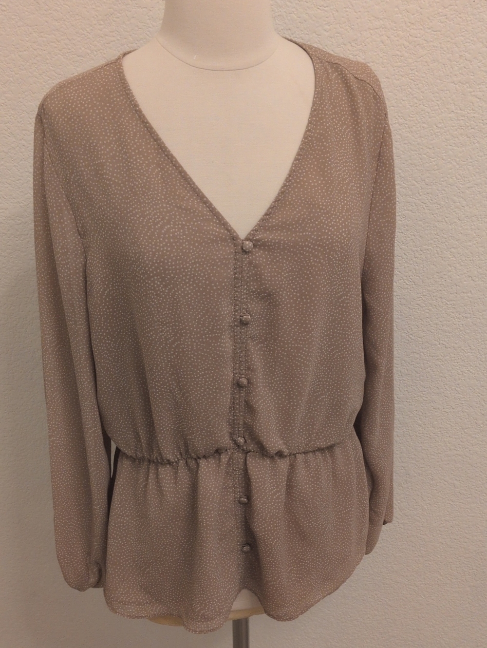 Pleione Babydoll Blouse Khaki Tan Large Smocked Waist